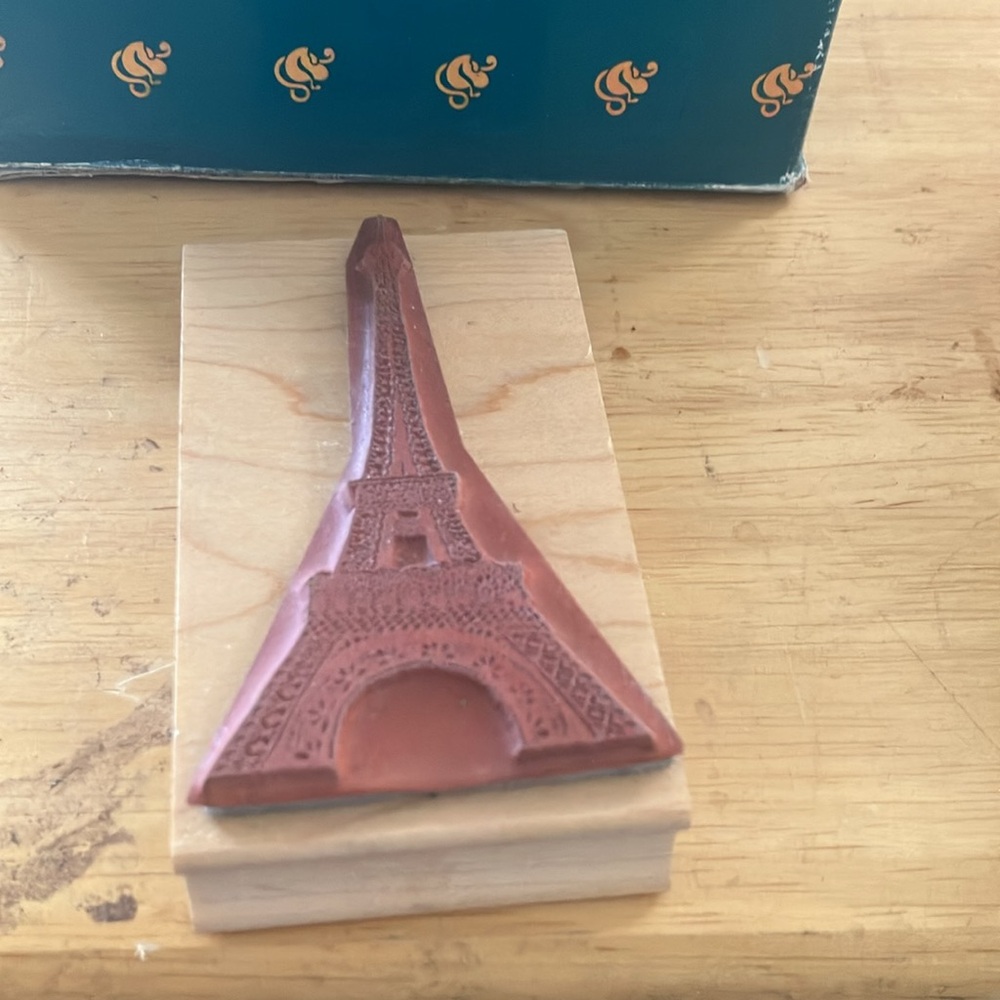 Eiffel Tower Wooden stamp - Picture 3 of 4